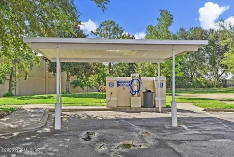 7801 Point Meadows Drive Jacksonville FL 32256