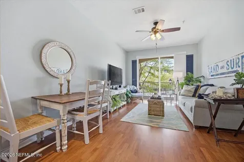 7801 Point Meadows Drive Jacksonville FL 32256