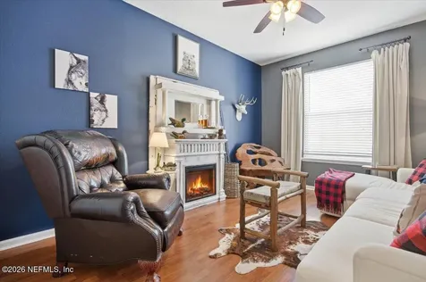 7801 Point Meadows Drive Jacksonville FL 32256