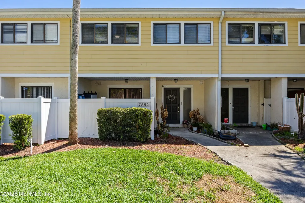 7852 Playa Del Rey Court Jacksonville FL 32256