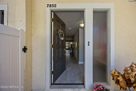 7852 Playa Del Rey Court Jacksonville FL 32256