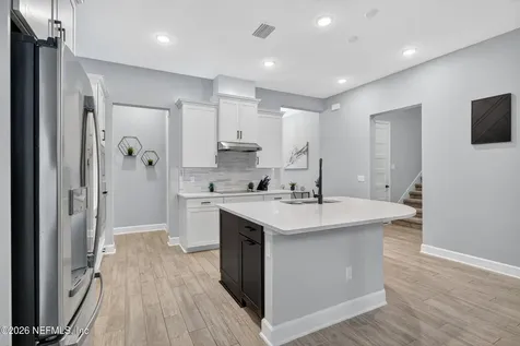 9809 Invention Lane Jacksonville FL 32256
