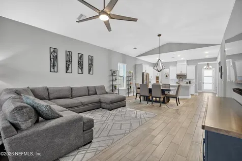 9809 Invention Lane Jacksonville FL 32256