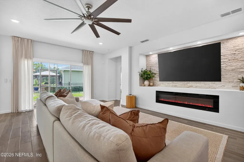 3806 Featherstone Court Middleburg FL 32068