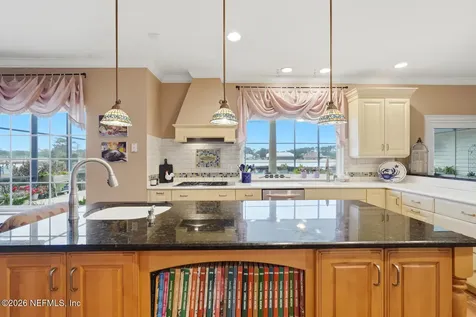 10 S Magnolia Lane Ormond Beach FL 32174