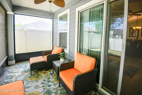 6395 Timber Cove Court Jacksonville FL 32218