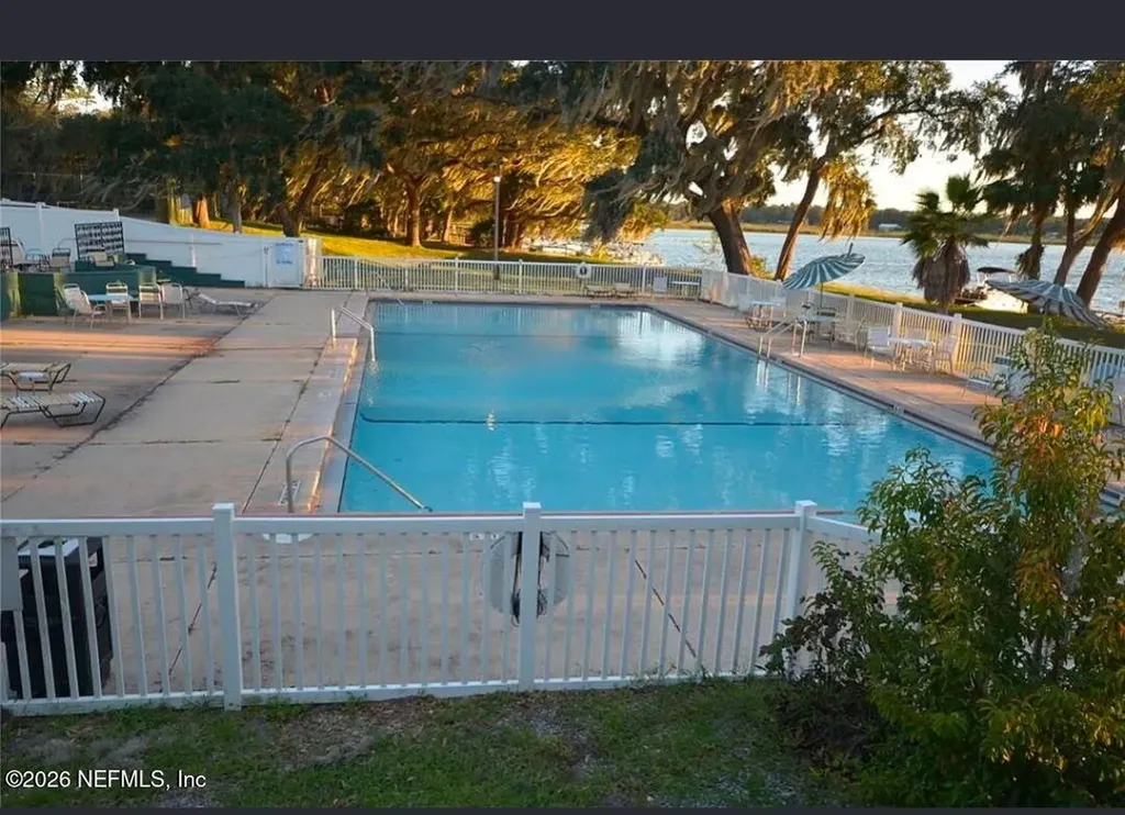 25321 NE 141st Street Fort Mccoy FL 32134