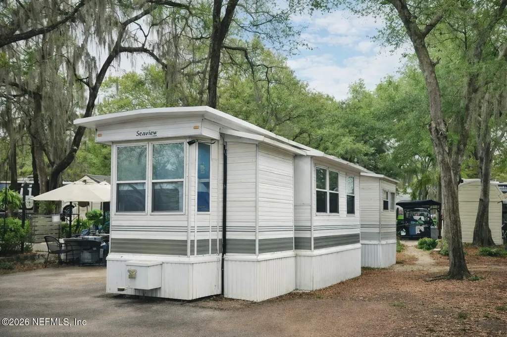 25321 NE 141st Street Fort Mccoy FL 32134