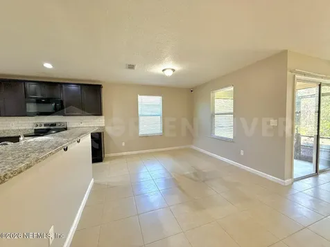 8704 Lake George Circle W Macclenny FL 32063
