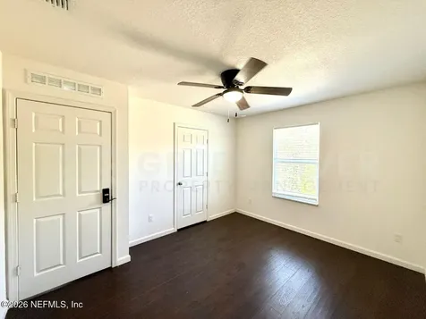 8704 Lake George Circle W Macclenny FL 32063