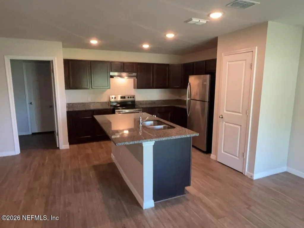 6578 Flowers Avenue Jacksonville FL 32244