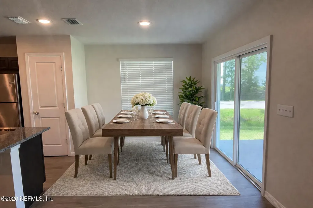 6578 Flowers Avenue Jacksonville FL 32244