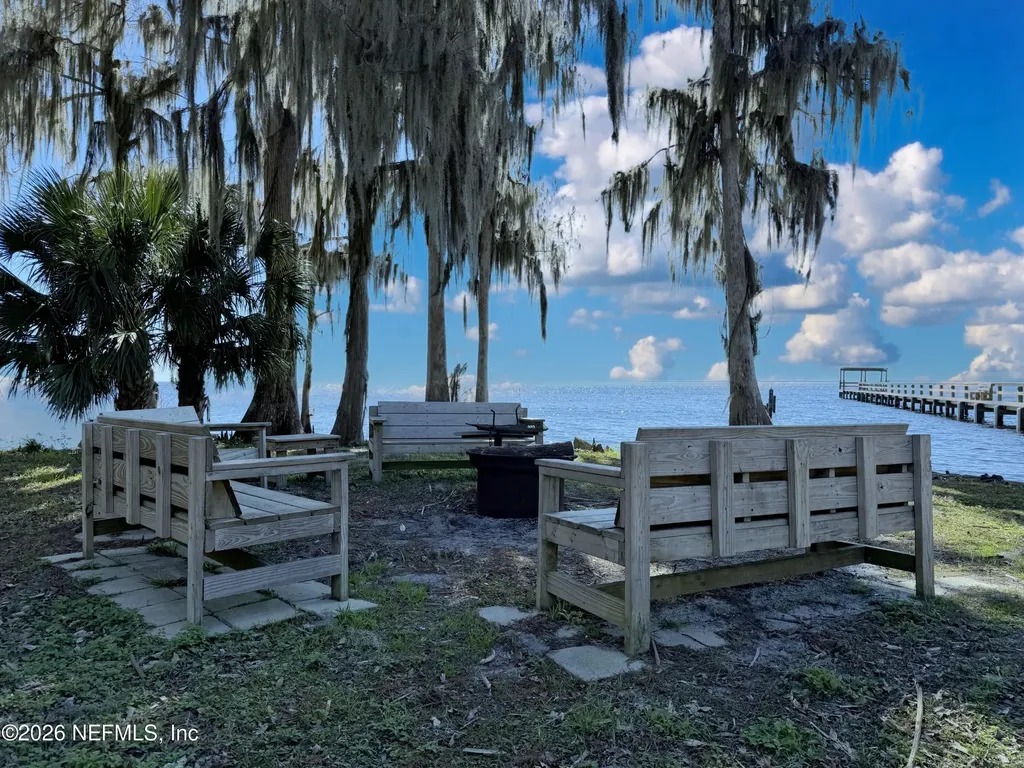 124 Marie Avenue Georgetown FL 32139