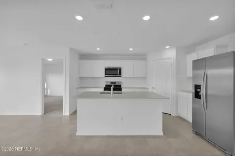 7058 Sandperch Street Jacksonville FL 32244