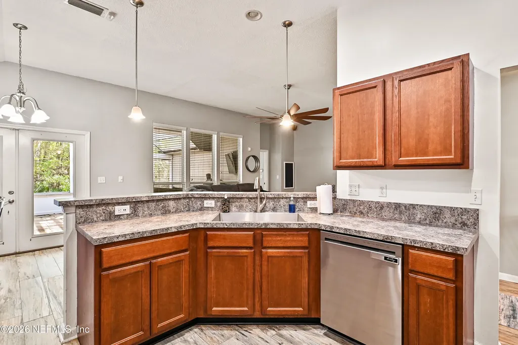 494 Apple Creek Drive Jacksonville FL 32218
