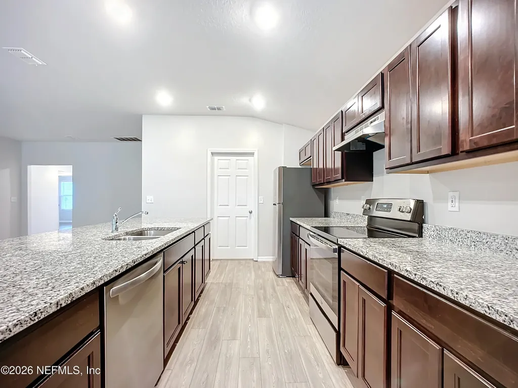 1360 Tan Tara Trail Jacksonville FL 32221