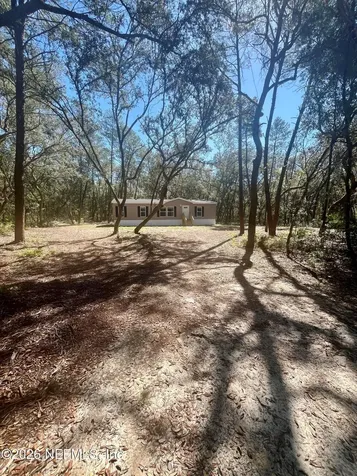 400 S Holly Avenue Florahome FL 32140