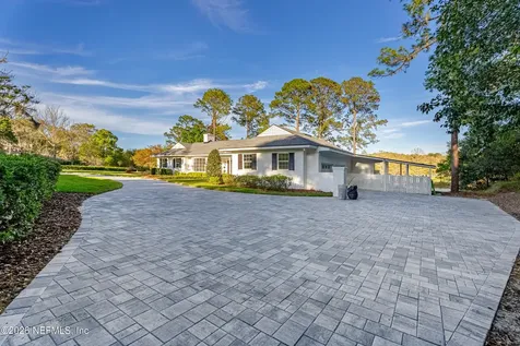 10042 Lake Lamar Court Jacksonville FL 32256