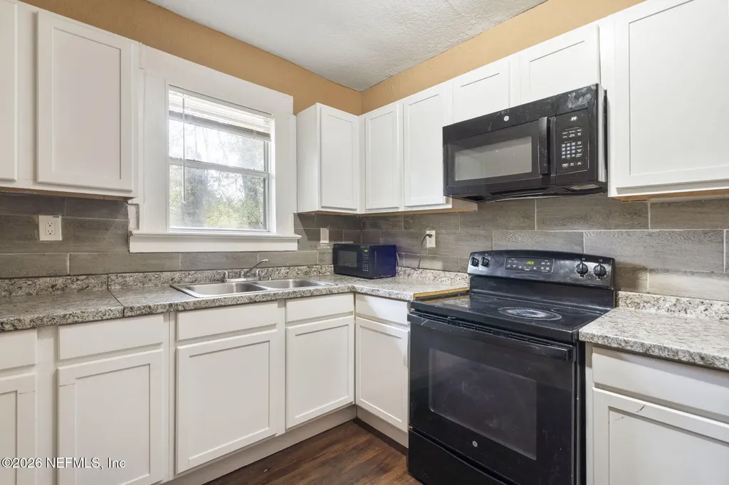1956 Phoenix Avenue Jacksonville FL 32206