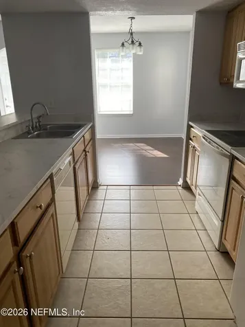 10075 Gate Parkway Jacksonville FL 32246
