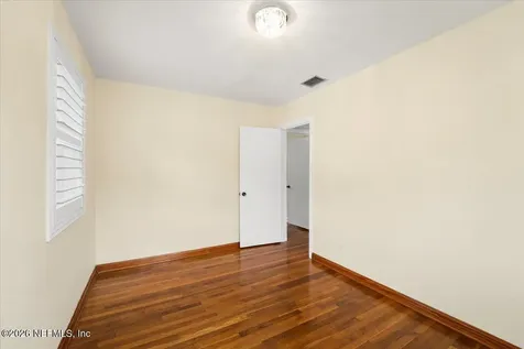 5018 Homecrest Circle Jacksonville FL 32244