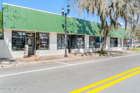 900 Street Johns Avenue Palatka FL 32177