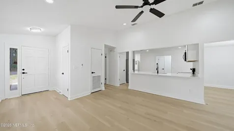 2338 Blossom Ridge Drive N Jacksonville FL 32218