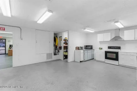 831 S 8th Street Fernandina Beach FL 32034