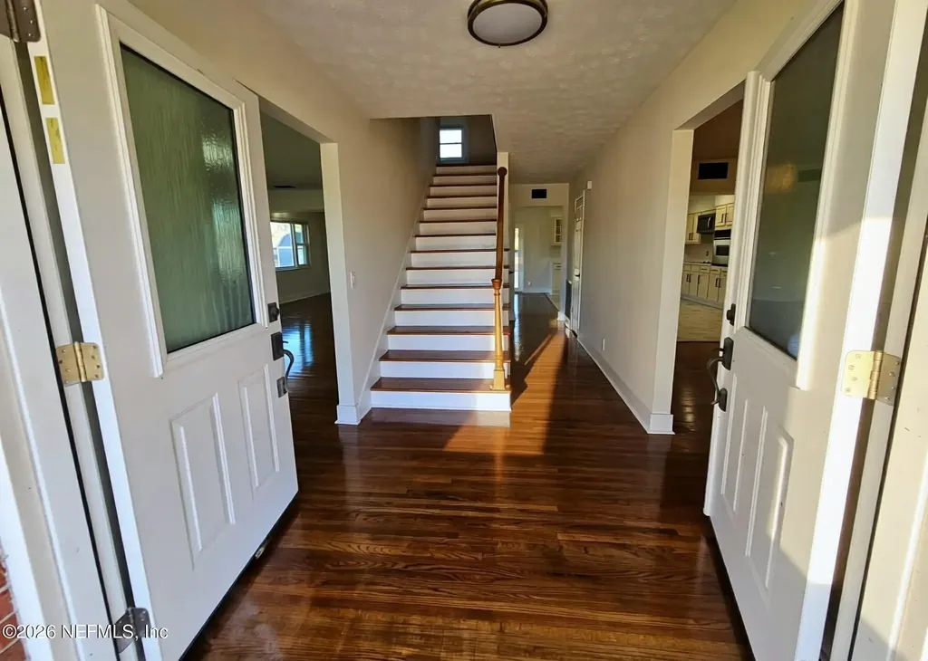 10206 Shoreview Drive N Jacksonville FL 32218