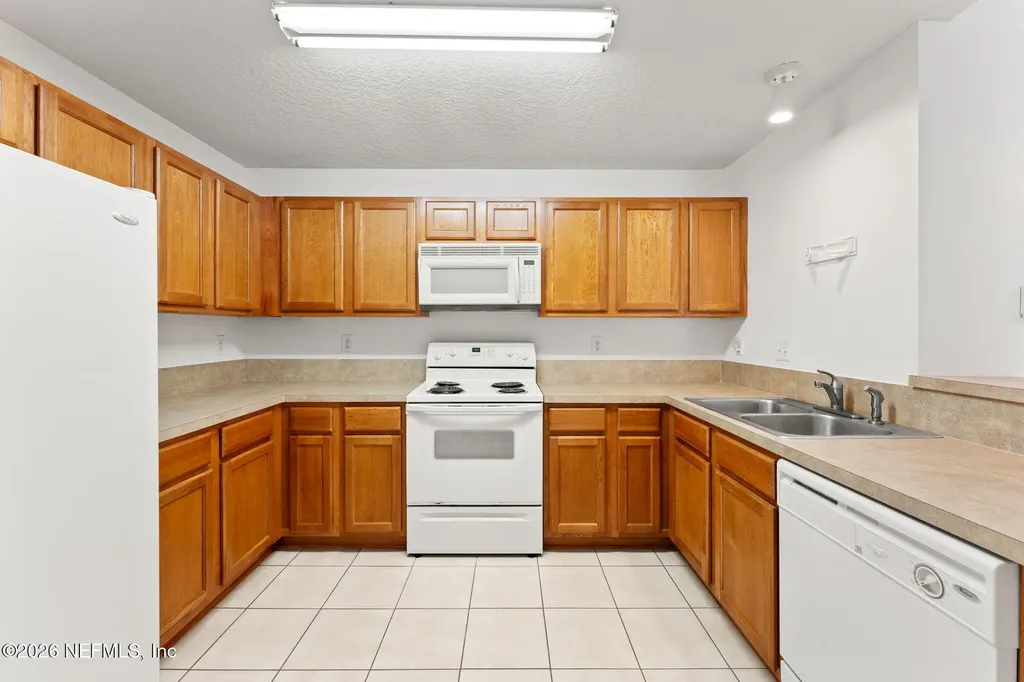 6111 Maggies Circle Jacksonville FL 32244