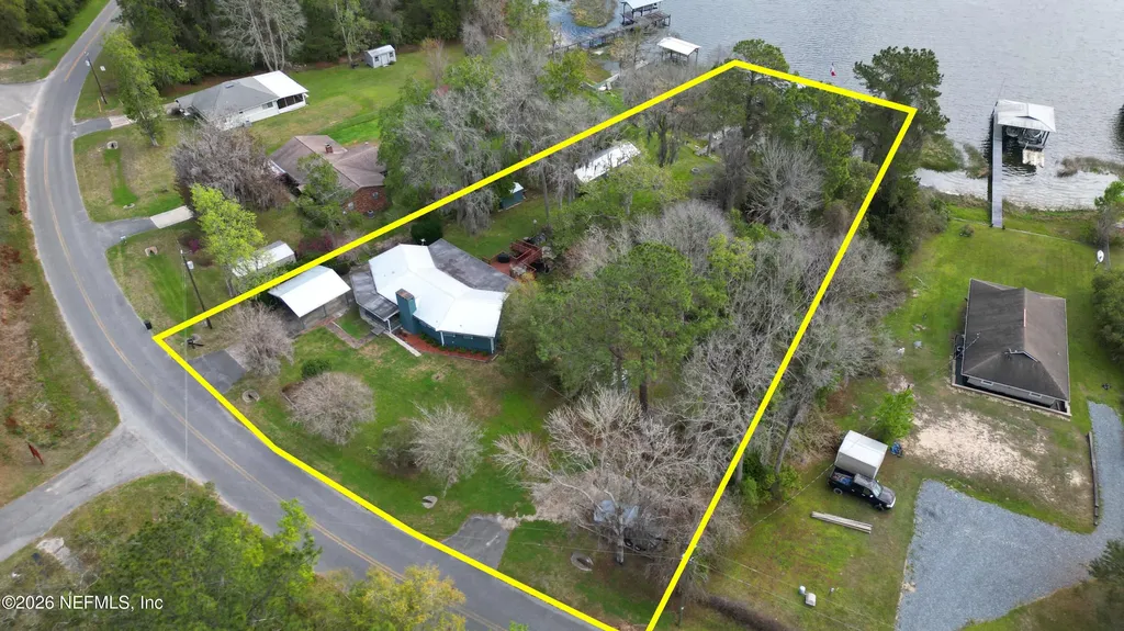 176 Lake Drive Florahome FL 32140