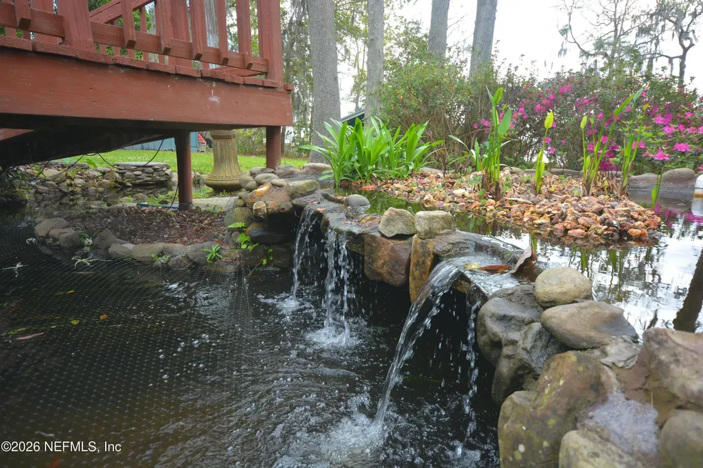 176 Lake Drive Florahome FL 32140