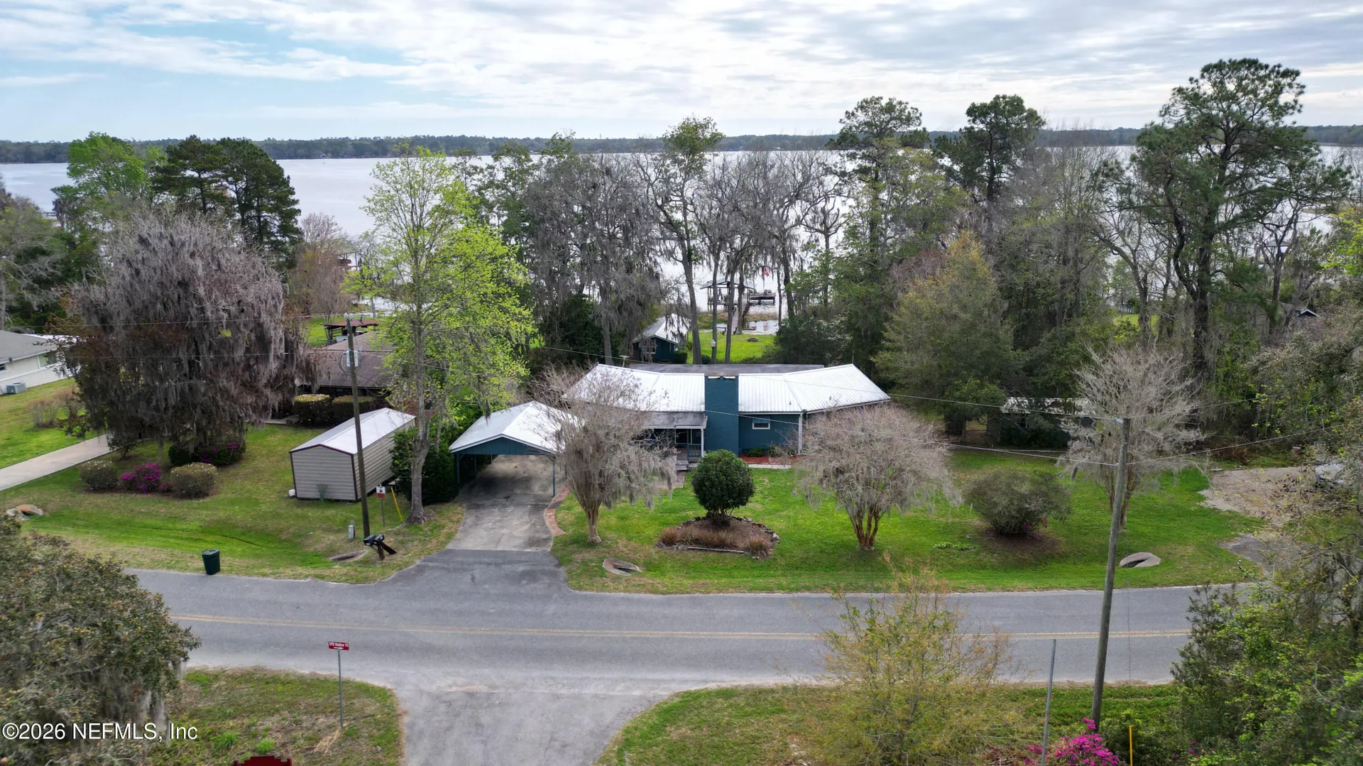 176 Lake Drive Florahome FL 32140