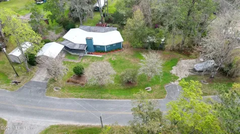 176 Lake Drive Florahome FL 32140
