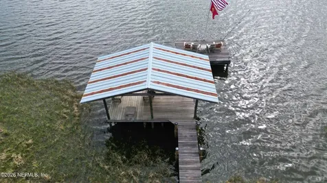176 Lake Drive Florahome FL 32140