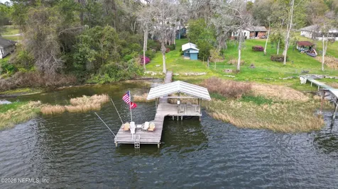 176 Lake Drive Florahome FL 32140