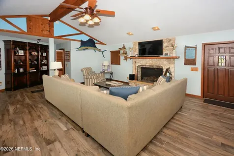 176 Lake Drive Florahome FL 32140