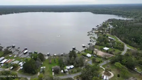 176 Lake Drive Florahome FL 32140