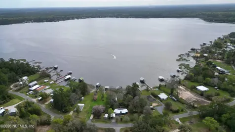176 Lake Drive Florahome FL 32140
