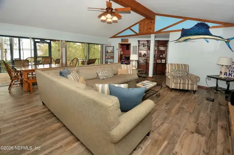 176 Lake Drive Florahome FL 32140