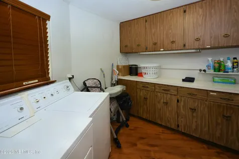 176 Lake Drive Florahome FL 32140