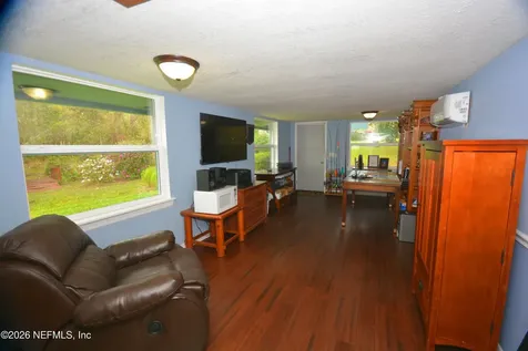 176 Lake Drive Florahome FL 32140