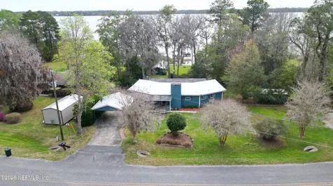 176 Lake Drive Florahome FL 32140