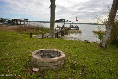 176 Lake Drive Florahome FL 32140