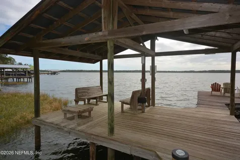 176 Lake Drive Florahome FL 32140