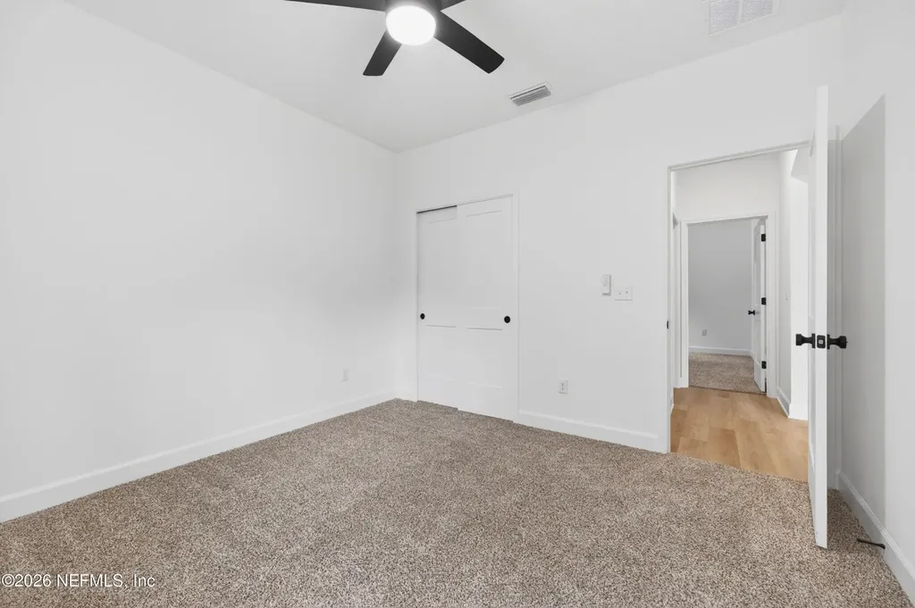 251 Swan Lake Drive Melrose FL 32666