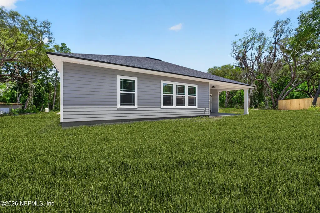251 Swan Lake Drive Melrose FL 32666
