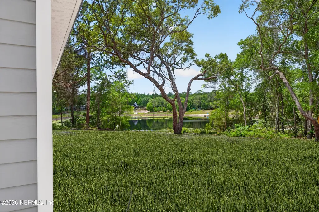 251 Swan Lake Drive Melrose FL 32666