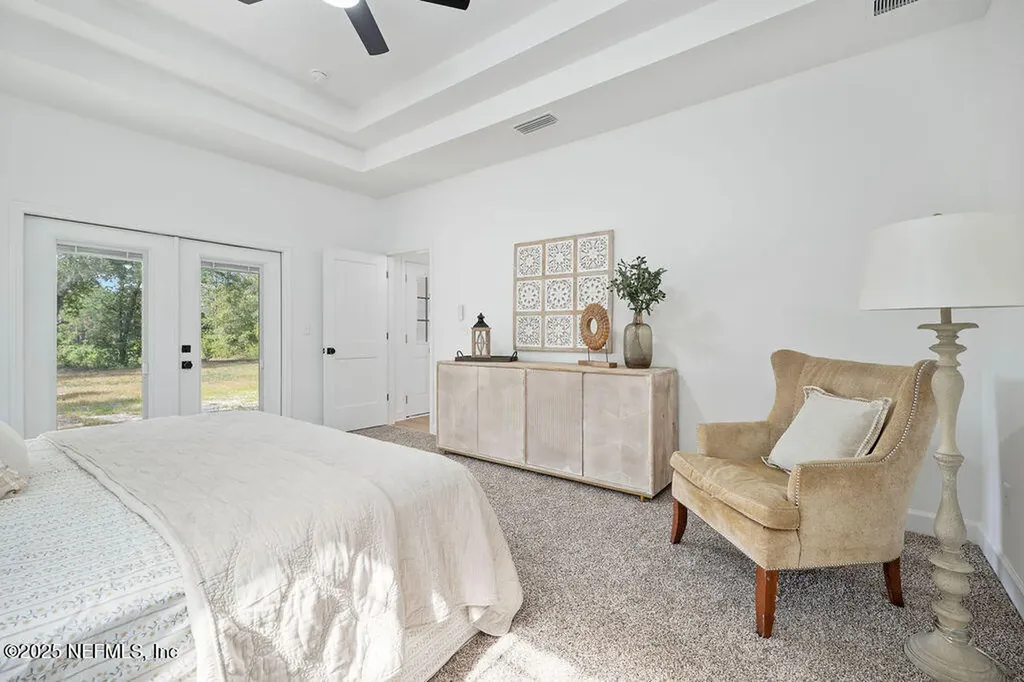 251 Swan Lake Drive Melrose FL 32666