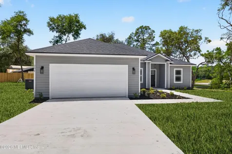 251 Swan Lake Drive Melrose FL 32666